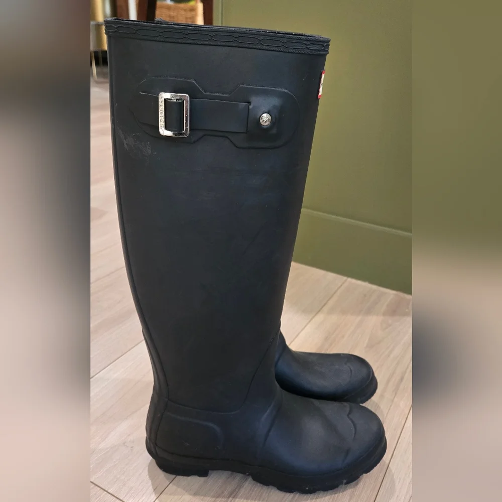 Hunter Matte Black Adjustable Tall Rain Boots